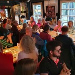 Gemütlicher Ausklang mit Speis und Trank